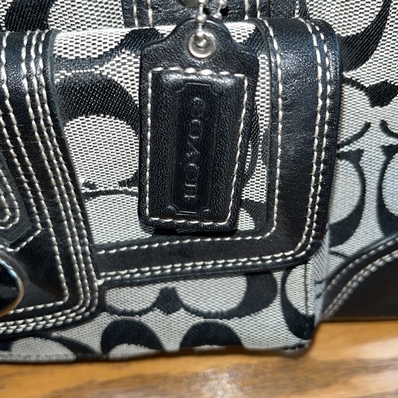 Coach F13977 Signature Domed Jacquard Shoulder Khaki Canvas Satchel - Picture 6 of 13